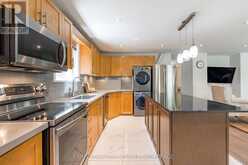 136 ORIOLE DRIVE | East Gwillimbury Ontario | Slide Image Nine