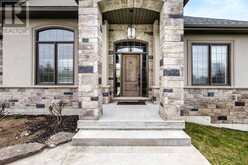 25 MENNILL DRIVE | Springwater Ontario | Slide Image Three