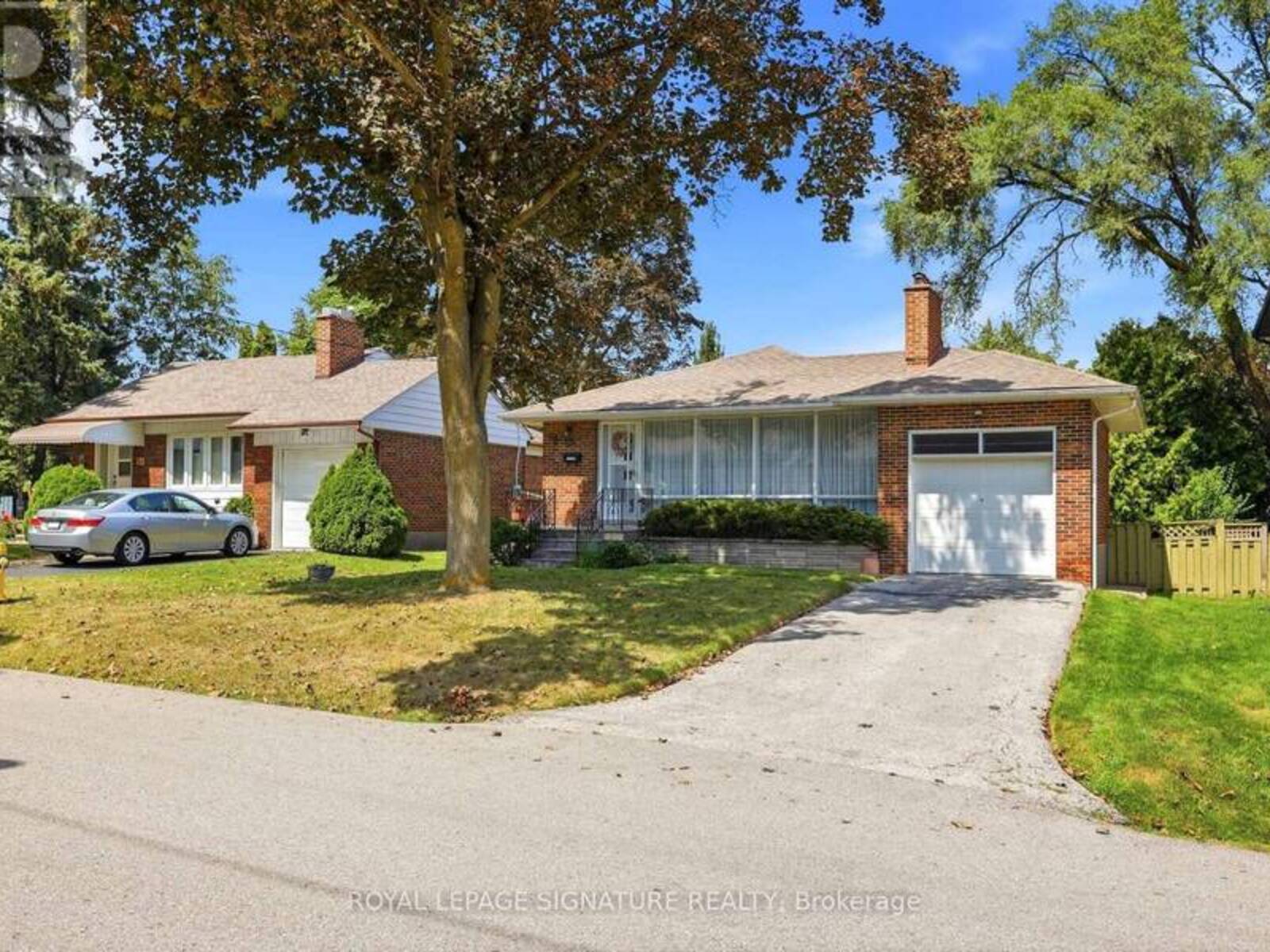 40 KIRK BRADDEN ROAD E, Toronto, Ontario M8Y 2E7