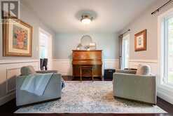 240 COLCHESTER DRIVE | Oakville Ontario | Slide Image Eleven