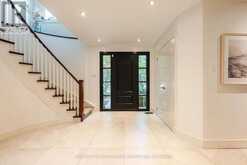 240 COLCHESTER DRIVE | Oakville Ontario | Slide Image Seven