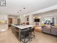 493 TIPPERTON CRESCENT | Oakville Ontario | Slide Image Eleven