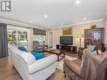 493 TIPPERTON CRESCENT | Oakville Ontario | Slide Image Seventeen