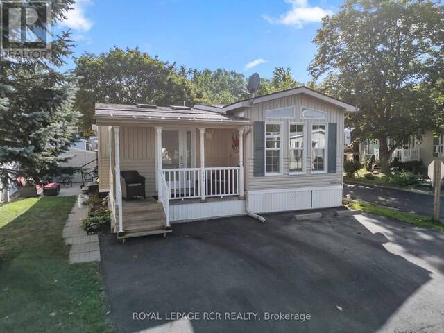 465 SPRUCE STREET Fergus Ontario, N1M 2W5 - 1 Bedroom Home For Sale