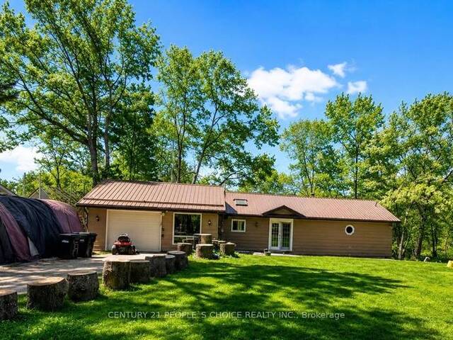 7696 SOUTH RIVER ROAD Washago Ontario, L0K 2B0 - 3 Bedrooms Waterfront Home For sale