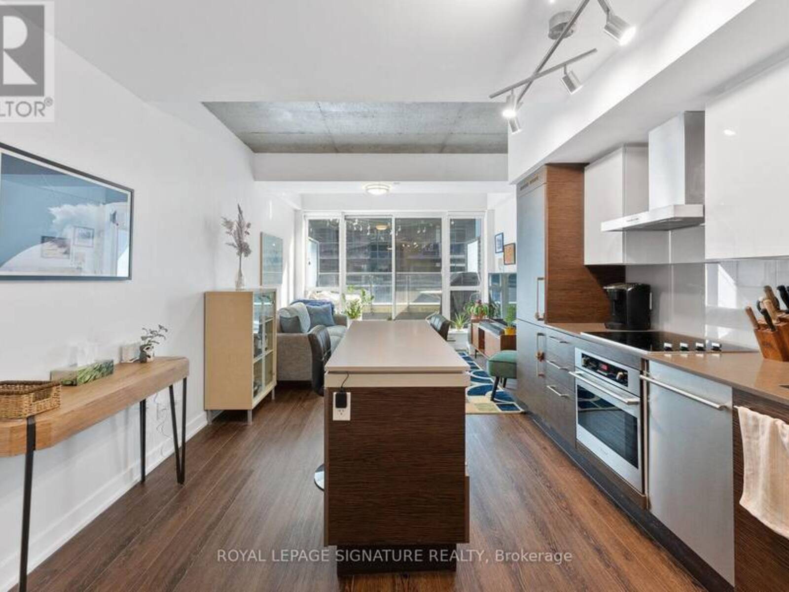 333 - 1030 KING STREET W, Toronto, Ontario M6K 0B4