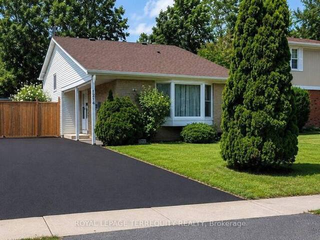 1214 TROWBRIDGE DRIVE Oshawa Ontario, L1G 7H2 - 4 Bedrooms Home For Sale