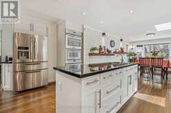 21 BRINLOOR BOULEVARD | Toronto Ontario | Slide Image Eight
