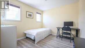 932 GRENFELL DRIVE | London Ontario | Slide Image Twenty