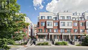 600 ALEX GARDNER CIRCLE | Aurora Ontario | Slide Image One