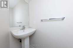 71 SOUTHSHORE CRESCENT | Hamilton Ontario | Slide Image Seventeen