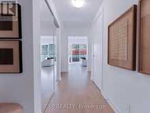 2711 - 2221 YONGE STREET | Toronto Ontario | Slide Image Seventeen