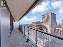 2711 - 2221 YONGE STREET | Toronto Ontario | Slide Image Twenty-four