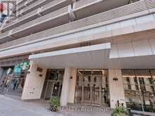 2711 - 2221 YONGE STREET | Toronto Ontario | Slide Image Twenty-seven