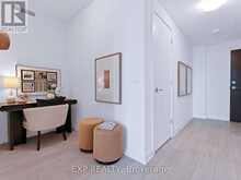 2711 - 2221 YONGE STREET | Toronto Ontario | Slide Image Four