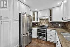 8 MCCARTHY CRESCENT | Angus Ontario | Slide Image Fourteen