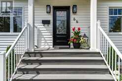 66 FIFTH STREET | Midland Ontario | Slide Image Four