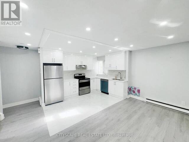 192 - 1055 DUNDAS STREET E Mississauga Ontario, L4Y 3X6 - 3 Bedrooms Condo For Sale