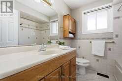 635 RAMSGATE ROAD | Burlington Ontario | Slide Image Eighteen