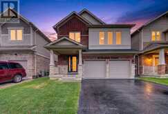 121 BLACKWELL CRESCENT | Oshawa Ontario | Slide Image One