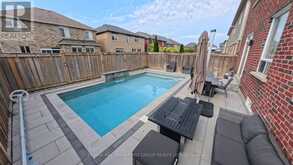 121 BLACKWELL CRESCENT | Oshawa Ontario | Slide Image Three