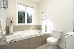39 CALIBER COURT | Nobleton Ontario | Slide Image Ten