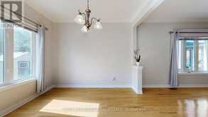 62 MACEDONIA COURT | Newmarket Ontario | Slide Image Five