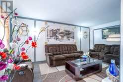 2 KINZIE LANE | Barrie Ontario | Slide Image Six