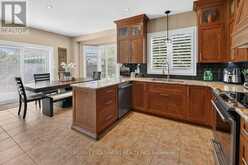 37 HICKORY CRESCENT | Grimsby Ontario | Slide Image Eight