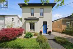 62 EAST AVENUE | Brantford Ontario | Slide Image Three