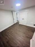 221 EMERSON AVENUE S | London Ontario | Slide Image Nineteen