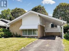 99 OAKLEY BOULEVARD Toronto Ontario, M1P 3P8