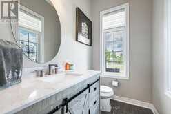 2 COTTONWOOD HOLLOW COURT | Aurora Ontario | Slide Image Thirty