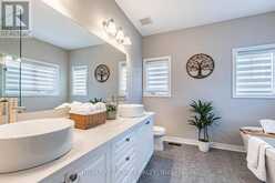 2 COTTONWOOD HOLLOW COURT | Aurora Ontario | Slide Image Thirty-six