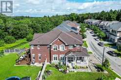 2 COTTONWOOD HOLLOW COURT | Aurora Ontario | Slide Image Five
