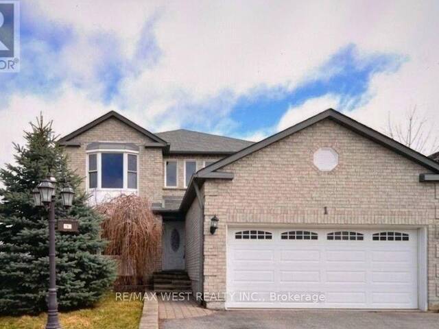 1 CARDINAL STREET Barrie Ontario, L4M 6C8 - 7 Bedrooms Home For Sale