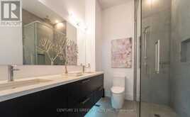 21222 VANNECK ROAD | London Ontario | Slide Image Seventeen