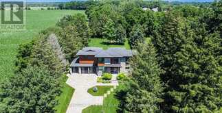 21222 VANNECK ROAD | London Ontario | Slide Image Thirty-six