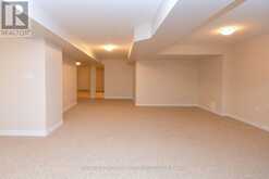 19 STICKLAND LANE | Binbrook Ontario | Slide Image Thirty-six