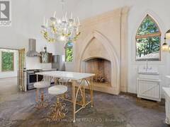 12994 WESTON ROAD King Ontario, L7B 1K4