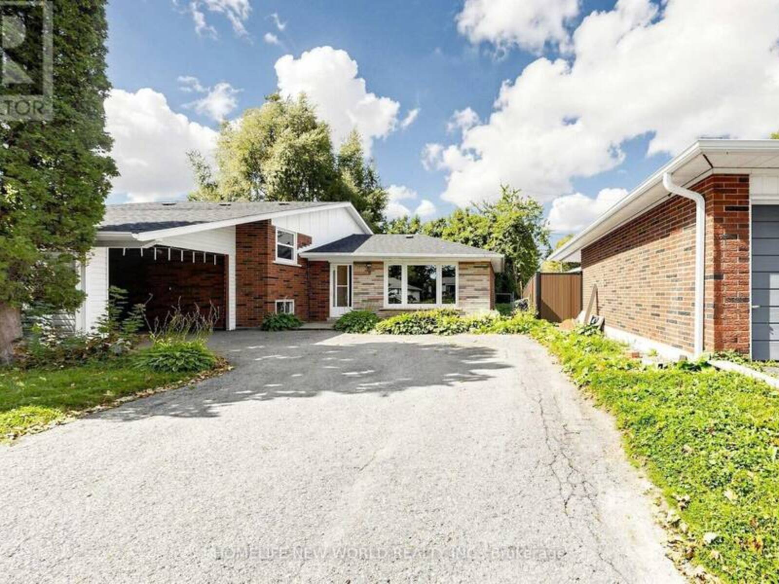 6 VALLEYCREST AVENUE, Markham, Ontario L3P 1H7