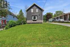 107 PARK STREET | Tay Ontario | Slide Image Thirty-two