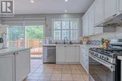 141 WHITWELL DRIVE | Brampton Ontario | Slide Image Fifteen