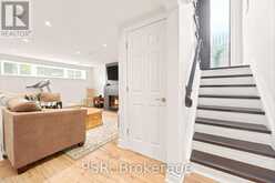 61 ROBINGLADE DRIVE | Toronto Ontario | Slide Image Thirty