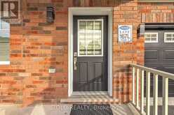 128 VAN FLEET TERR | Milton Ontario | Slide Image Five