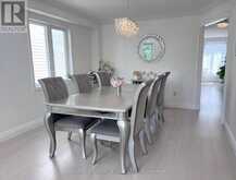 27 GLASGOW CRESCENT | Georgina Ontario | Slide Image Eight