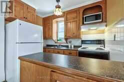 11 YARROW ROAD | Toronto Ontario | Slide Image Ten