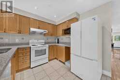 82 BURGESS CRESCENT | Newmarket Ontario | Slide Image Fifteen