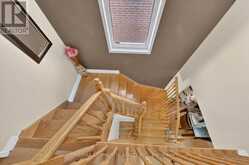 82 BURGESS CRESCENT | Newmarket Ontario | Slide Image Seventeen