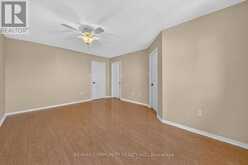 82 BURGESS CRESCENT | Newmarket Ontario | Slide Image Twenty-one